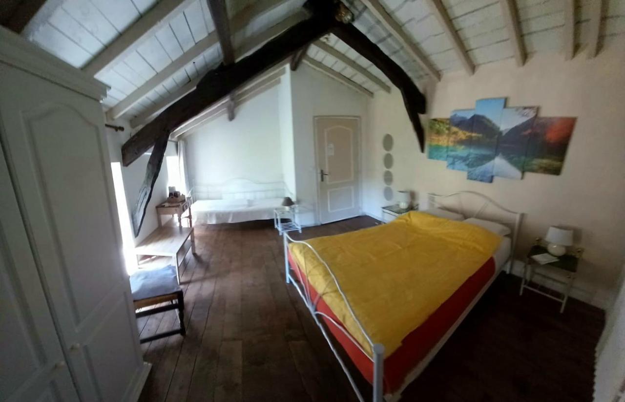 Les Cèdres Bleus de Joany Viviez Esterno foto